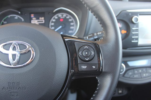 TOYOTA Yaris usata 20