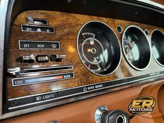 JEEP Wagoneer usata 29