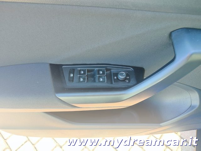 VOLKSWAGEN T-Roc usata 30