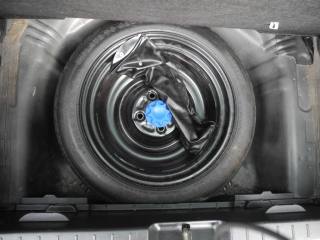 TOYOTA Yaris usata 42