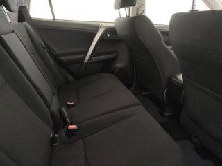 TOYOTA RAV 4 usata, con Controllo automatico clima