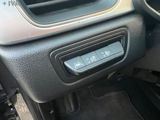 RENAULT Captur usata 21