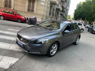 VOLVO V40 D2 1.6 Momentum