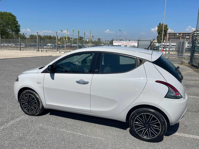 LANCIA Ypsilon usata, con Sedile posteriore sdoppiato