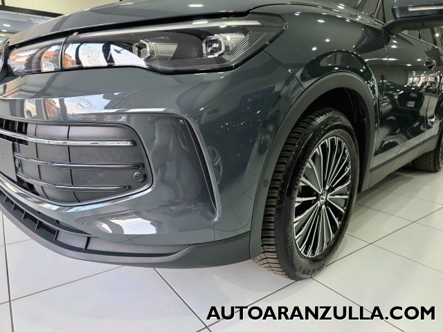 VOLKSWAGEN Tiguan usata, con Luci diurne LED