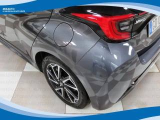 TOYOTA Yaris usata, con Specchietti laterali elettrici
