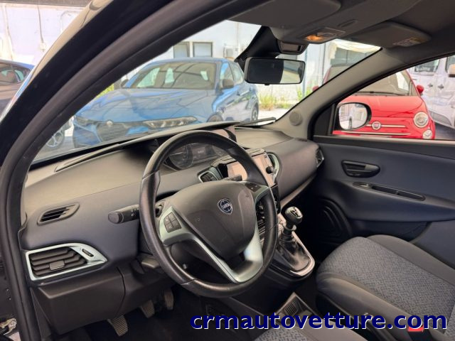 LANCIA Ypsilon usata, con ESP