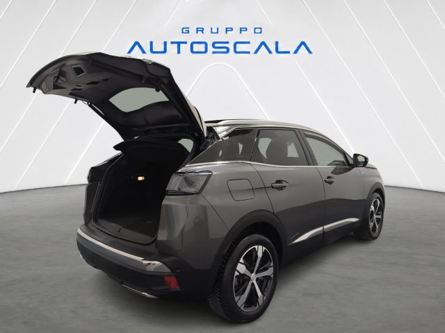PEUGEOT 3008 usata, con Fari LED