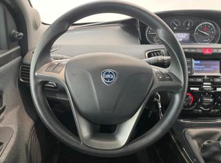 LANCIA Ypsilon usata, con Controllo trazione