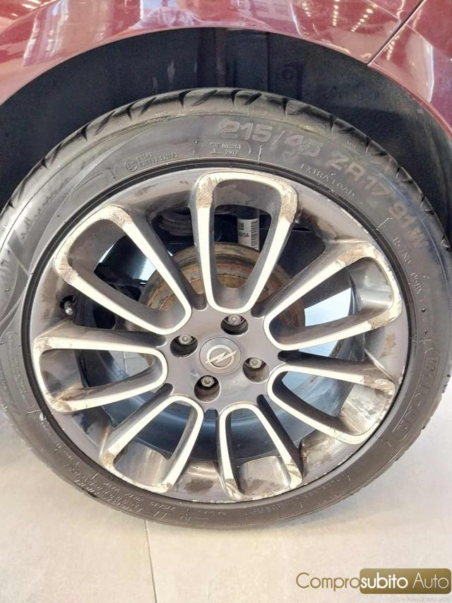 OPEL Adam usata, con Chiusura centralizzata