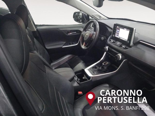 TOYOTA RAV 4 MY23 usata, con Regolazione elettrica sedili