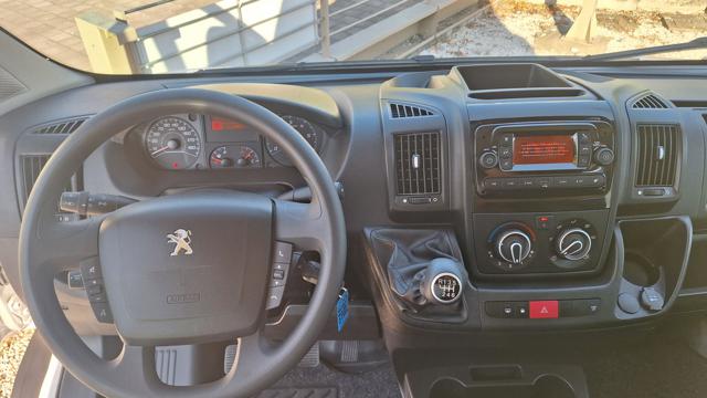 PEUGEOT Boxer usata, con Servosterzo