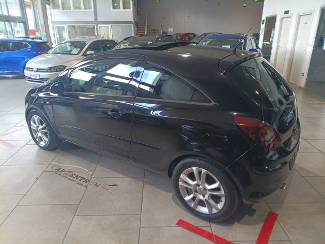 OPEL Corsa usata, con Cerchi in lega