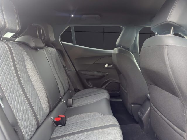 PEUGEOT 2008 usata, con Sensore di pioggia