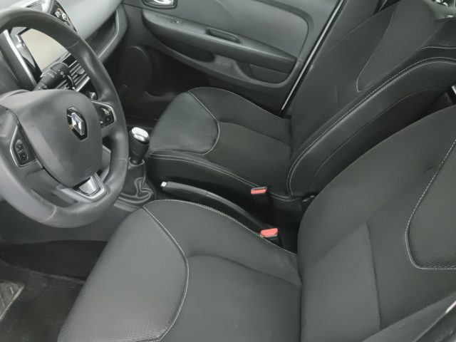 RENAULT Clio usata 16