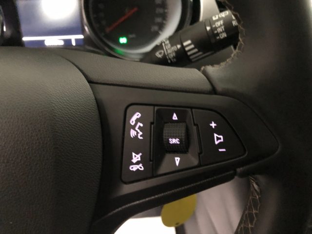 OPEL Astra usata, con Touch screen