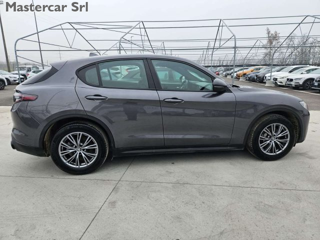 ALFA ROMEO Stelvio usata, con Autoradio