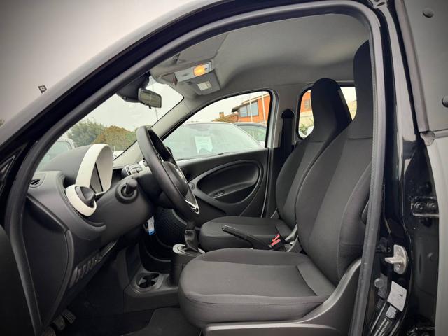 SMART ForFour usata, con Bluetooth
