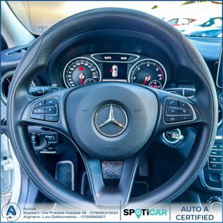 MERCEDES-BENZ GLA 200 usata, con Sedile posteriore sdoppiato