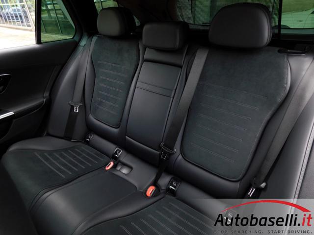 MERCEDES-BENZ C 220 usata, con Luce d