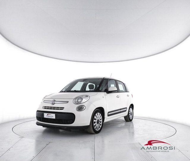 FIAT 500L usata 0