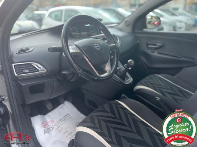 LANCIA Ypsilon usata, con Chiusura centralizzata