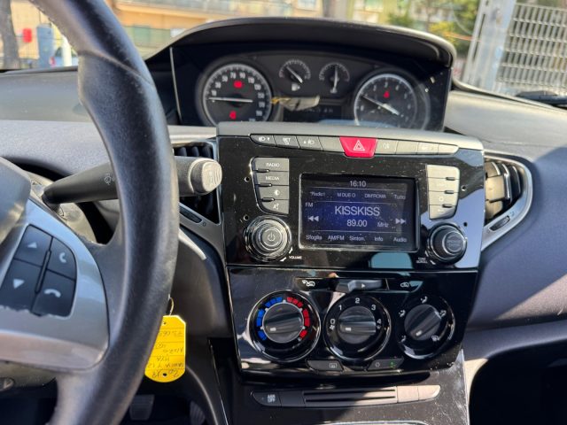 LANCIA Ypsilon usata, con Climatizzatore