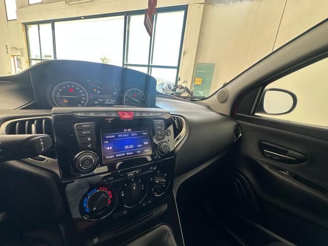 LANCIA Ypsilon usata, con Sedile posteriore sdoppiato