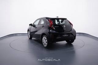 TOYOTA Aygo X usata, con Autoradio