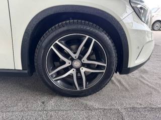 MERCEDES-BENZ GLA 200 usata, con Airbag testa