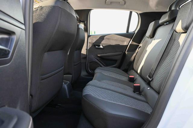 PEUGEOT 208 usata, con Park Distance Control