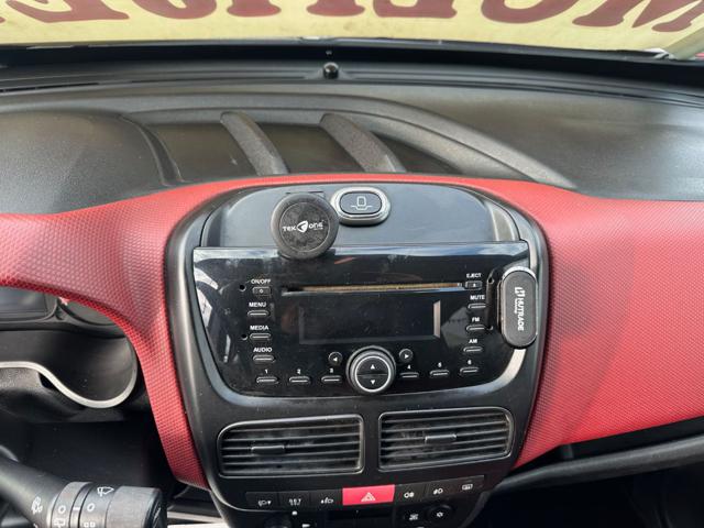 FIAT Doblo usata, con Sedile posteriore sdoppiato