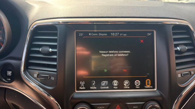 JEEP Grand Cherokee usata, con Sedile posteriore sdoppiato