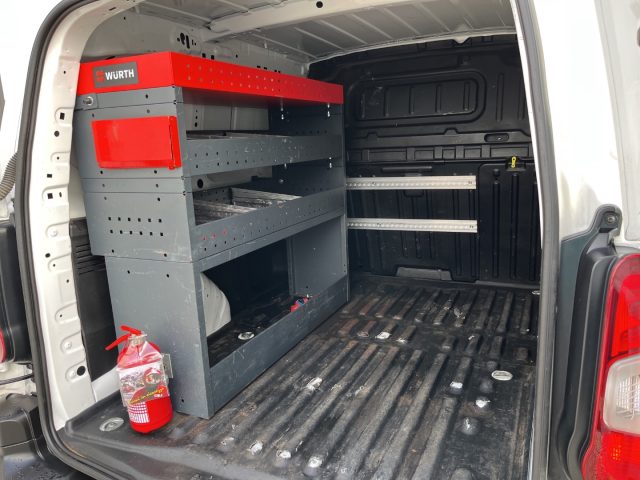 PEUGEOT Partner usata, con Sensore di luce