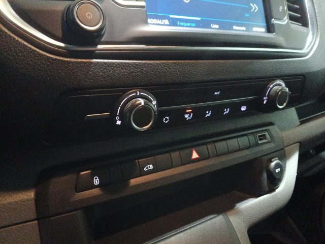 PEUGEOT Expert usata 9