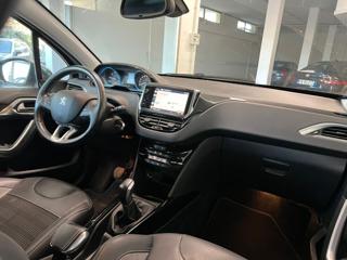 PEUGEOT 2008 usata, con Climatizzatore