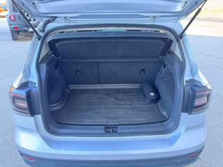 VOLKSWAGEN T-Cross usata, con USB