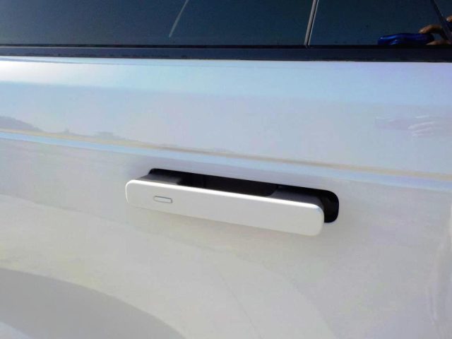 LAND ROVER Range Rover Velar usata, con Climatizzatore
