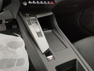 PEUGEOT 308 usata, con Controllo automatico clima