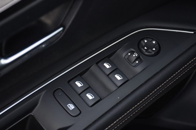 PEUGEOT 5008 usata, con Immobilizzatore elettronico