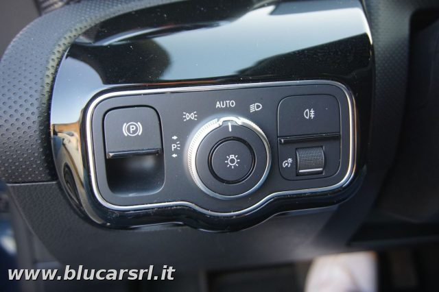 MERCEDES-BENZ A 180 usata, con Bluetooth