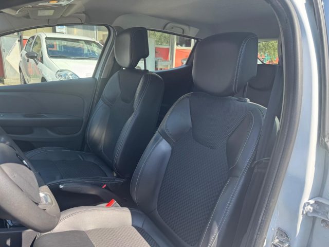RENAULT Clio usata, con USB