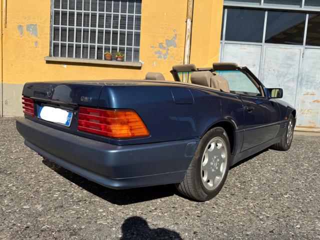 MERCEDES-BENZ SL 300 usata, con Alzacristalli elettrici