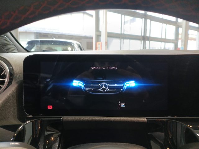 MERCEDES-BENZ GLA 200 usata, con Cerchi in lega