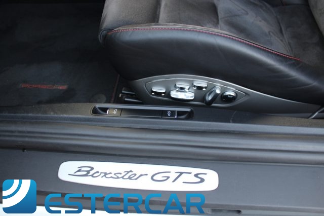 PORSCHE Boxster usata, con Touch screen