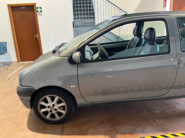RENAULT Twingo usata, con Airbag
