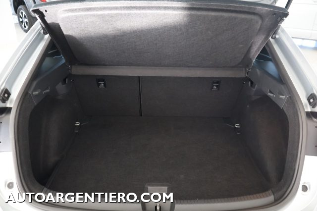 VOLKSWAGEN Taigo usata, con Sensori di parcheggio anteriori