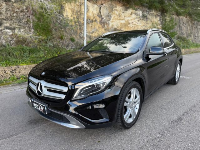 MERCEDES-BENZ GLA 200 usata, con ESP