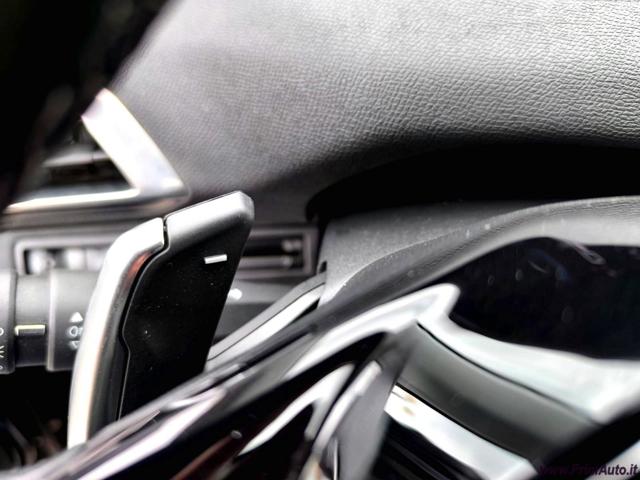 PEUGEOT 3008 usata, con Park Distance Control