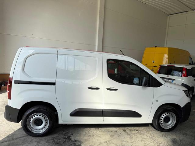 PEUGEOT Partner usata, con Alzacristalli elettrici